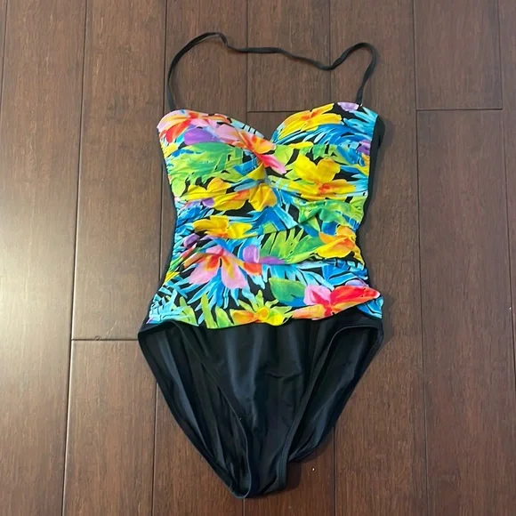 La blanca floral print one-pieces swimsuit - Picture 1 of 11